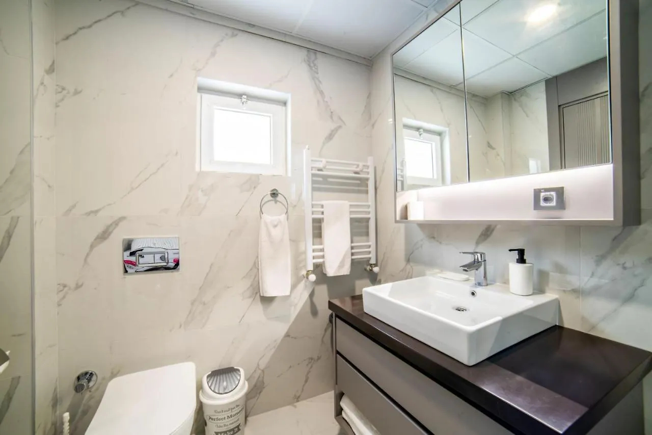 2 Bedroom Super Apartment Near To The Konyaalti Beaches Antalya 0*,